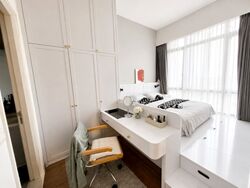 Kingsford . Hillview Peak (D23), Condominium #611338011